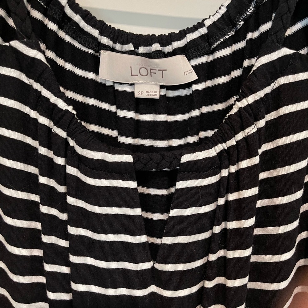 LOFT black & white Striped Dress with cinch Tie Waist size SP - Picture 3 of 3